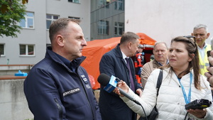służby w trakcie ćwiczeń