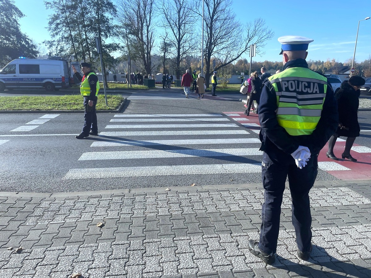 Zmiany w organizacji ruchu w Opolu w okresie Wszystkich Świętych